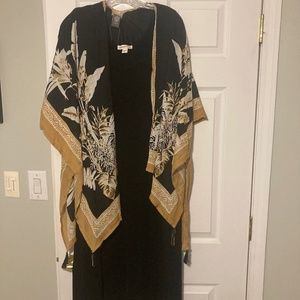 Mid length dress with a separate wrap